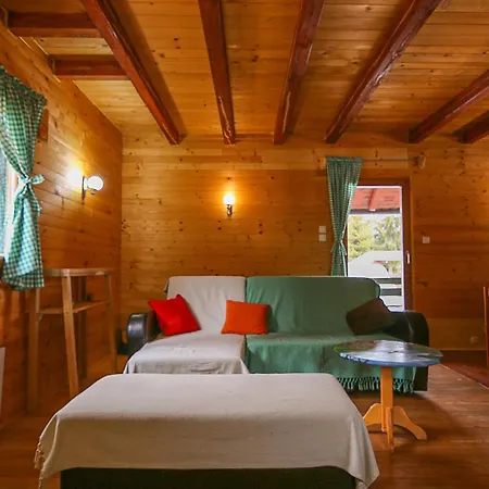 度假居 Drveni Kutak Sekulic